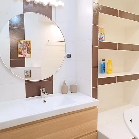 Myclover Apartment
